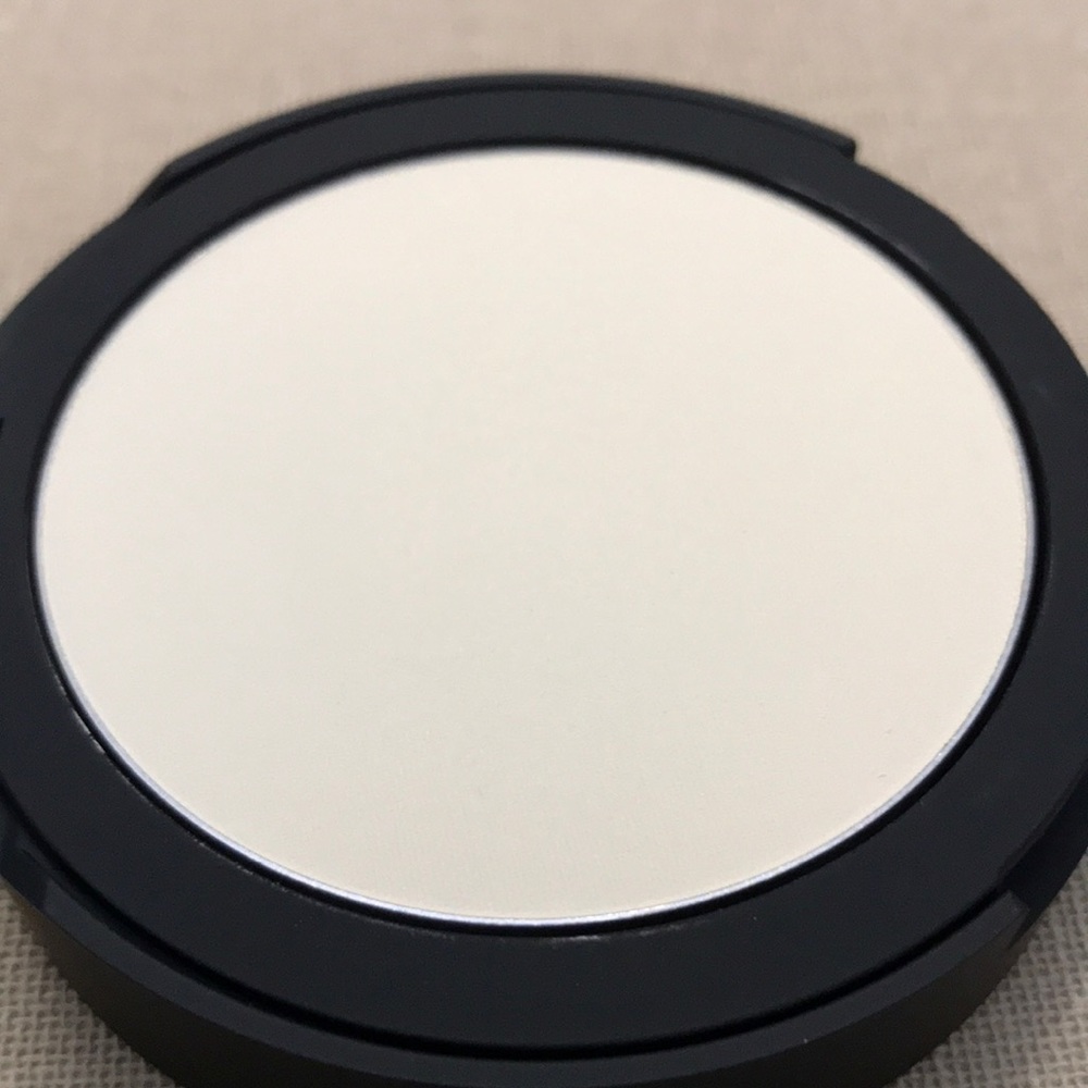 Bye Bye Pores Pressed - Picture 3 of 3